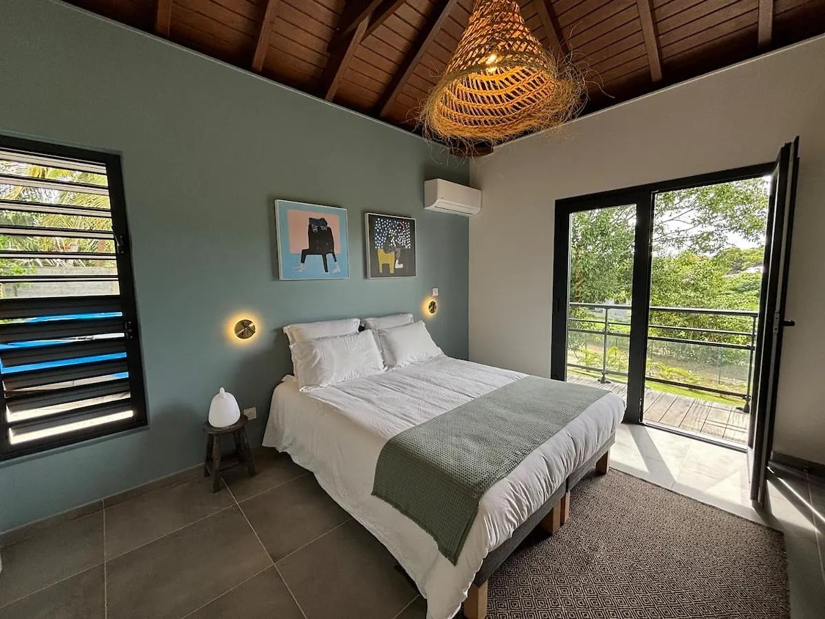 La Petite Villa Proche De La Plage Sainte-Anne  0*, Sainte-Anne (Grande-Terre)